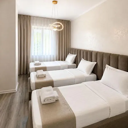 Elios Near Centrum 2 * Tirana