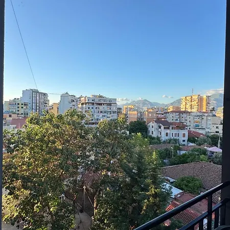 Elios Near Centrum 2 * Tirana