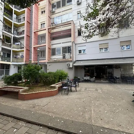 Appartement Elios Near Centrum 2 *